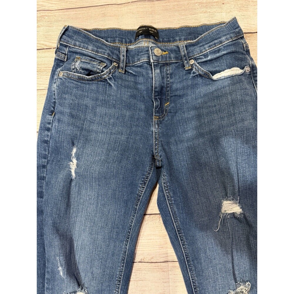 Banana Republic Girlfriend Jeans Womens 27/4 Blue Distressed Denim - Picture 2 of 7